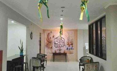 Dijual Hotel Di Jalan Raya Puncak Pass Dengan Tingkat Occupancy Tinggi dan View Pegunungan, Kebun Teh