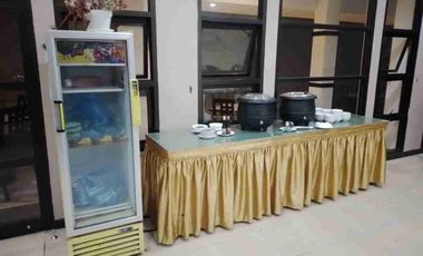 Dijual Hotel Di Jalan Raya Puncak Pass Dengan Tingkat Occupancy Tinggi dan View Pegunungan, Kebun Teh