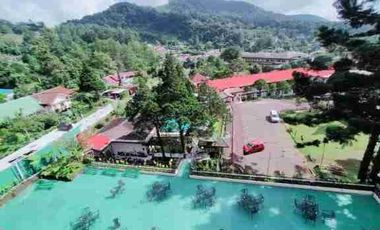 Dijual Hotel Di Jalan Raya Puncak Pass Dengan Tingkat Occupancy Tinggi dan View Pegunungan, Kebun Teh