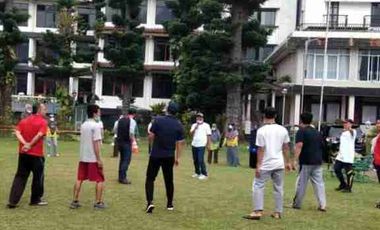 Dijual Hotel Di Jalan Raya Puncak Pass Dengan Tingkat Occupancy Tinggi dan View Pegunungan, Kebun Teh