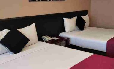 Dijual Hotel Di Jalan Raya Puncak Pass Dengan Tingkat Occupancy Tinggi dan View Pegunungan, Kebun Teh