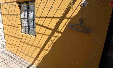 se renta Depa semi amueblado en CD del valle