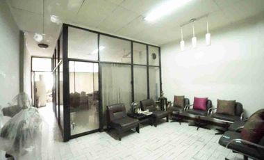 Di jual ruko 4 lantai lokasi strategis di gambir sebrang kantor pajak
