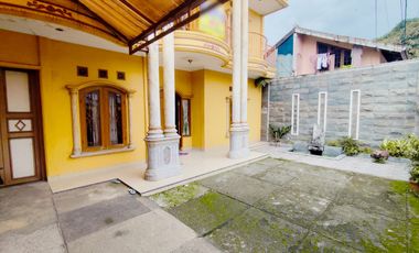 Rumah 2 Lantai Mewah Siap Huni Dekat Pusat Kota Cianjur