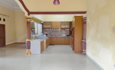 Rumah 2 Lantai Mewah Siap Huni Dekat Pusat Kota Cianjur