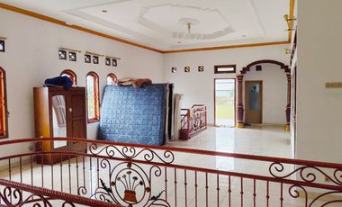 Rumah 2 Lantai Mewah Siap Huni Dekat Pusat Kota Cianjur