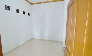 Rumah 2 Lantai Mewah Siap Huni Dekat Pusat Kota Cianjur