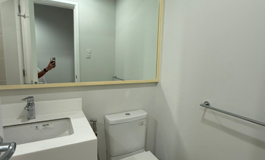 FOR LEASE: 2 BR Condo Unit at The Arton Rockwell