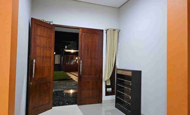 Rumah Mewah 2 Lantai Jalur Wisata Baturraden View Gunung