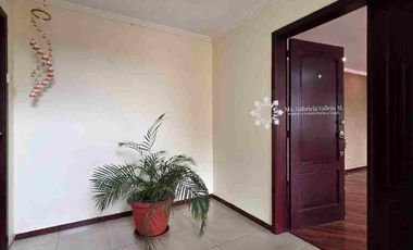 EN VENTA - AMPLIO DEPARTAMENTO DUPLEX, com vista al Rio Tomebamba, ubicado en el sector de Puertas del Sol.