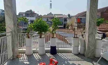 Dijual Cepat Rumah 2 Lantai Nyaman Harga Murah di Cidahu Cipageran Kota Cimahi