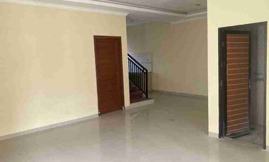 Rumah 2lt 181m2 Strategis Tangkuban Perahu Dkt Kerobokan, Bali Kidy