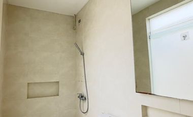 DISEWAKAN Rumah Zimbali Costa Pakuwon City