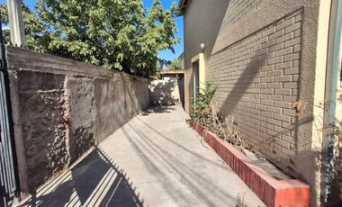 Profesora Irma Salas Silva 473