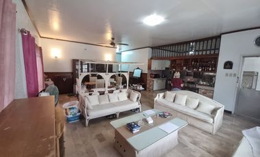 Classic Bungalow with Garden for Sale in Alabang Hills Village