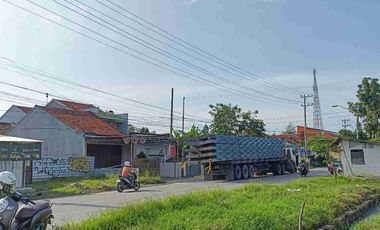 Tanah pinggir jalan raya di desa ketanggungan kec ketanggungan kab brebes