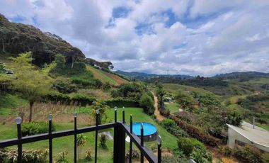 SE ARRIENDA/VENDE FINCA EN EL SANTUARIO