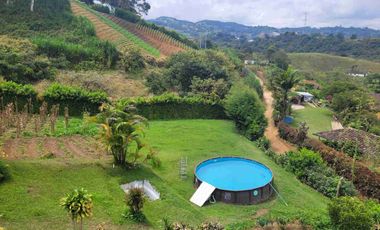 SE ARRIENDA/VENDE FINCA EN EL SANTUARIO