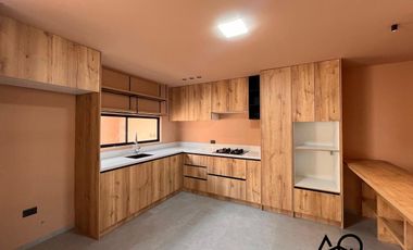Casa en venta en Loja en Época CREDITO VIP