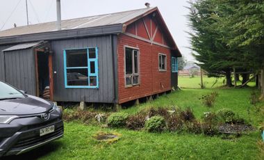 Oportunidad, Parcela con cabaña de 3 dormitorios, Condominio cerrado.