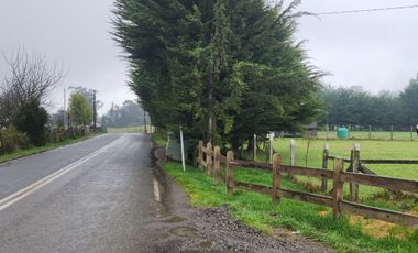 Oportunidad, Parcela con cabaña de 3 dormitorios, Condominio cerrado.