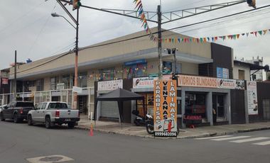 Venta Plaza Comercial Rentera - Centro de Guayaquil