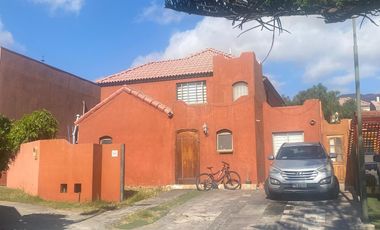 Se Vende Hermosa casa en condominio Atenea UF 10.700