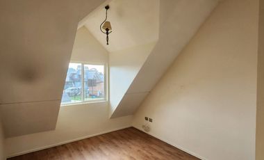Amplia y moderna casa en Castro. incluye habitación de servicio.