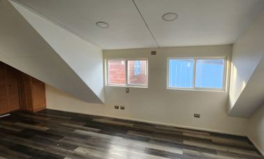 Amplia y moderna casa en Castro. incluye habitación de servicio.