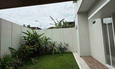 Rumah 2 Lantai Dekat Hotel Hyatt