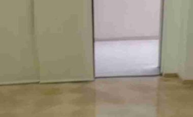 Alquiler casa de 4 Dormitorios dormitorio estudio, queda con split km 3 Samborondón