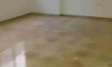 Alquiler casa de 4 Dormitorios dormitorio estudio, queda con split km 3 Samborondón