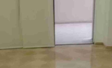 Alquiler casa de 4 Dormitorios dormitorio estudio, queda con split km 3 Samborondón