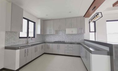 Luxury 5BR House for Sale in Orchard Golf & Country Club, Dasmariñas Cavite | RFO