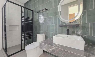 Luxury 5BR House for Sale in Orchard Golf & Country Club, Dasmariñas Cavite | RFO