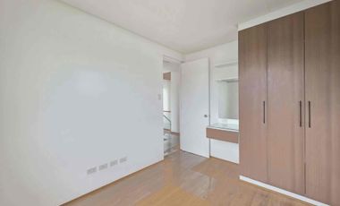 Luxury 5BR House for Sale in Orchard Golf & Country Club, Dasmariñas Cavite | RFO