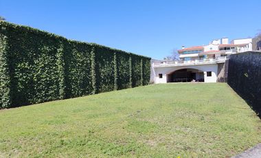 TERRENO EN RENTA EN ZACUALTIPAN A PIE DE CARRETERA