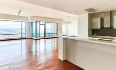 BGC Shangrila Horizon Homes The Fort Luxury Condo For Rent 3Bedroom with Parking new near Ayala Land The Suites East Gallery West Gallery One Serendra