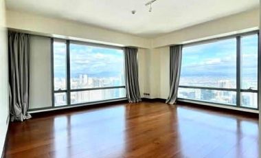 BGC Shangrila Horizon Homes The Fort Luxury Condo For Rent 3Bedroom with Parking new near Ayala Land The Suites East Gallery West Gallery One Serendra