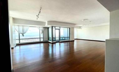 BGC Shangrila Horizon Homes The Fort Luxury Condo For Rent 3Bedroom with Parking new near Ayala Land The Suites East Gallery West Gallery One Serendra