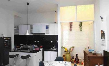 Rumah Cantik di Citra Grand CIbubur, Jatisampurna, Bekasi