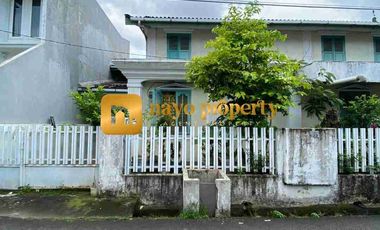Rumah Murah Bangunan Lama Hitung Tanah Dalam Komplek Strategis di Rawamangun