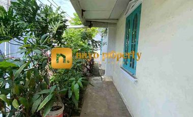 Rumah Murah Bangunan Lama Hitung Tanah Dalam Komplek Strategis di Rawamangun