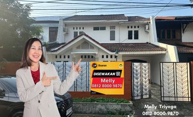 Dikontrakan Rumah 2 Lantai Komplek Gudang Peluru, Jakarta Selatan