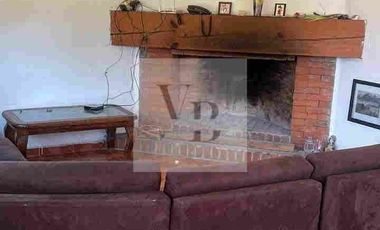 Renta de casa con amplio jardín