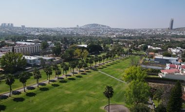 Casa Juriquilla en Campo de Golf