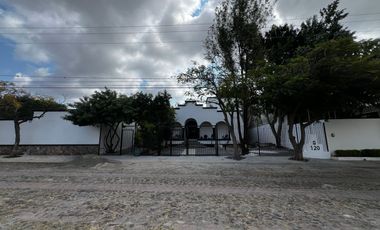 Casa Juriquilla en Campo de Golf