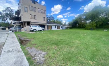 lote terreno de venta en cuenca sector wayra plaza urb privada IPRUS 6 PISOS Cerca de la Universidad del Azuay