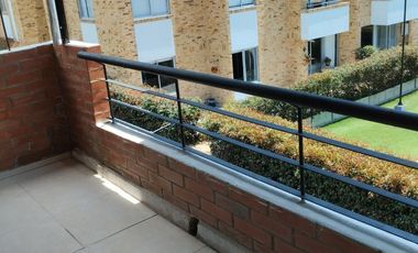 VENTA DE CASA EN TRES NIVELES CON 6 APARTAESTUDOS INDEPENDINTES