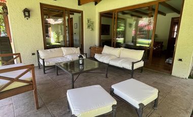 VENTA MARAVILLOSA CASA EN CONDOMINIO  LAS PIRCAS DE CHICUREO